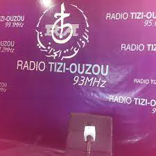 Radio Tizi-Ouzou reçoit le Recteur de l’UMMTO
