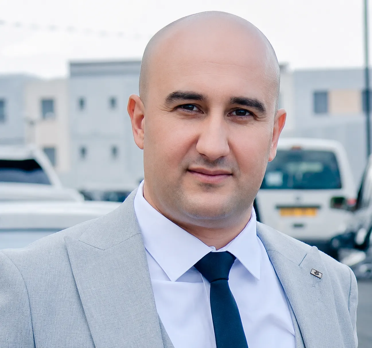 Mr Belaid