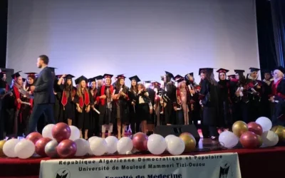 Cérémonie de remise des diplômes aux lauréats en médecine dentaire